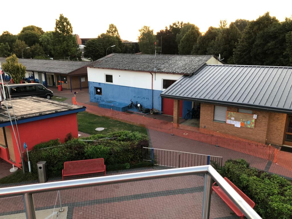 6d85459e-84df-4cab-9adf-c641423c21f3