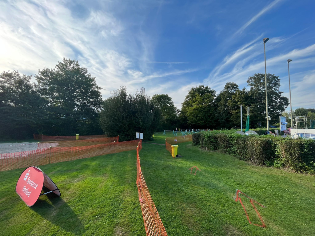 f441b081-8430-485e-9b28-f2a5175b4b96